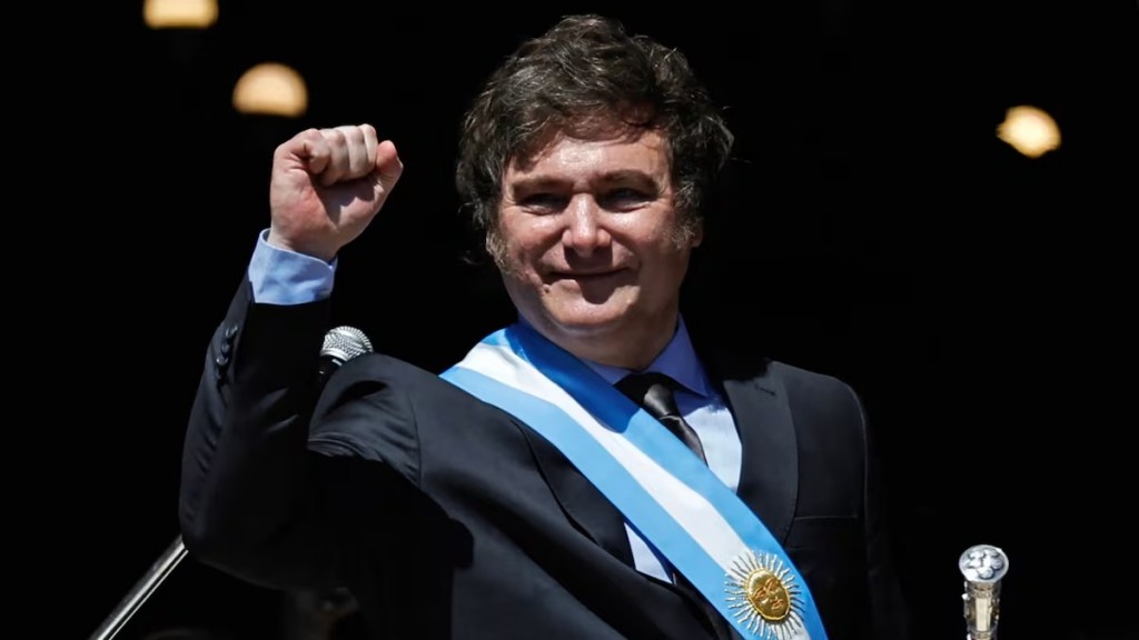 Milei es el presidente con mejor imagen de Sudamérica