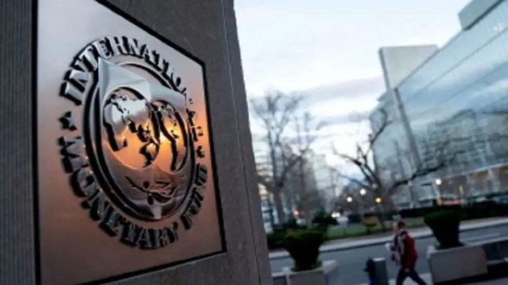 FMI inicia revisión clave del programa con Argentina