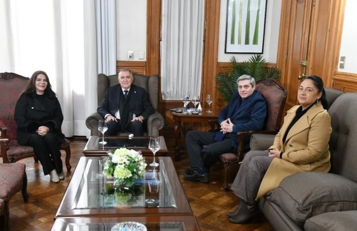 Jaldo y diputados coordinan agenda legislativa para Tucumán