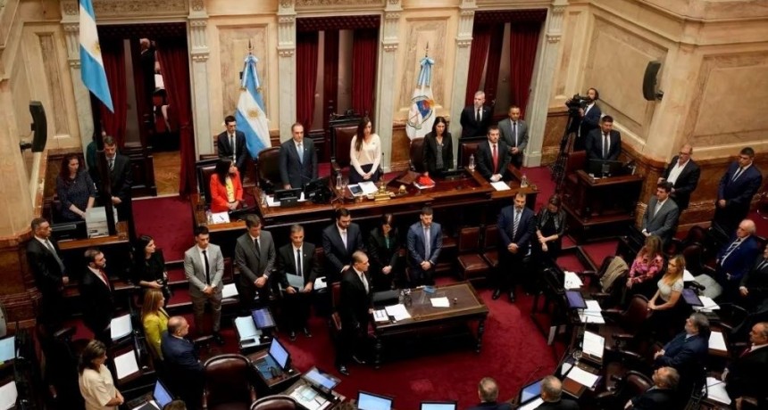 Polémica por aumento de senadores: suben a $9,5 millones