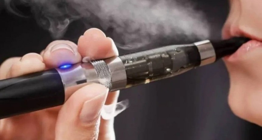 Tucumán prohíbe vapeadores en espacios públicos cerrados