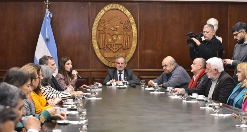 Presentan en la UNT los avances en modernización del Digesto Jurídico tucumano