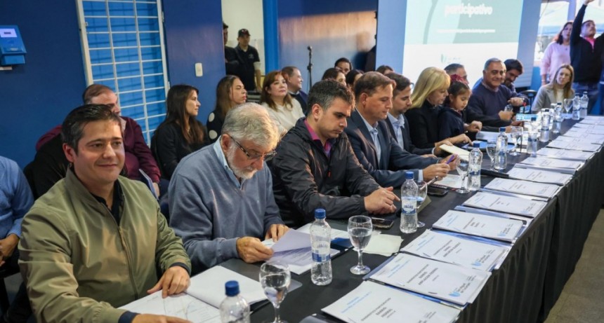 Chahla escucha a vecinos en Presupuesto Participativo