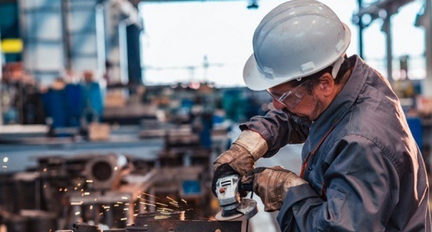 Cada 40 minutos cerró una empresa en 2024: el diagnóstico crudo de las pymes