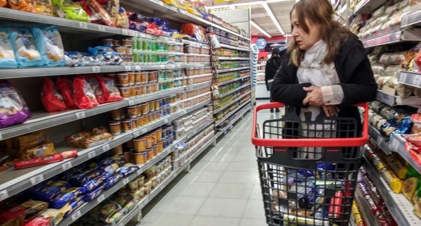 Los precios de alimentos se mantuvieron casi estables en junio