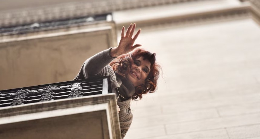 Fiscalía pide revocar la prisión domiciliaria de Cristina Kirchner