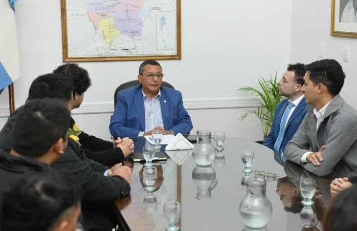Tom&aacute;s Cobos y la Juventud Justicialista se reunieron con Dar&iacute;o Monteros para llevar las inquietudes de los j&oacute;venes al gobierno
