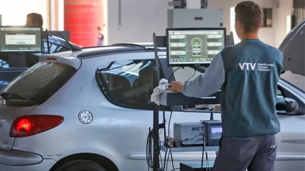 VTV: el Gobierno habilita a talleres mec&aacute;nicos particulares para realizar la revisi&oacute;n t&eacute;cnica obligatoria y anuncia el fin del monopolio
