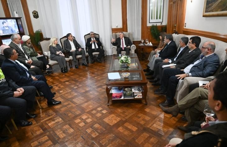 Osvaldo Jaldo encabez&oacute; una reuni&oacute;n de gabinete ampliado en Tucum&aacute;n para evaluar la ejecuci&oacute;n presupuestaria y fortalecer servicios
