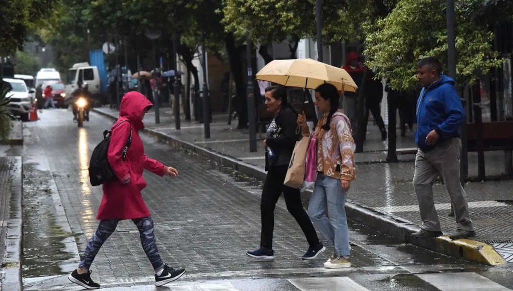 Tiempo en Tucum&aacute;n: mi&eacute;rcoles con cielo cubierto y lluvias hacia la noche, seg&uacute;n el Servicio Meteorol&oacute;gico Nacional