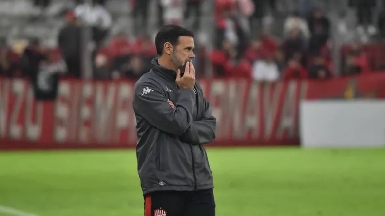 Andr&eacute;s Yllana dej&oacute; de ser el director t&eacute;cnico de San Mart&iacute;n y De Camilo asumir&aacute; interinamente