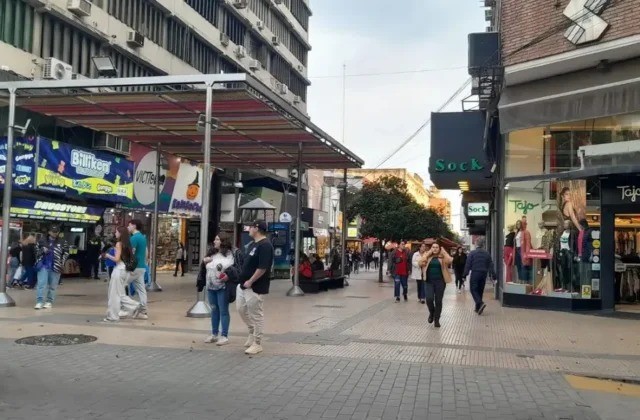 Comercios de Tucum&aacute;n abrir&aacute;n el s&aacute;bado feriado por el D&iacute;a del Padre y cerrar&aacute;n el lunes como compensaci&oacute;n