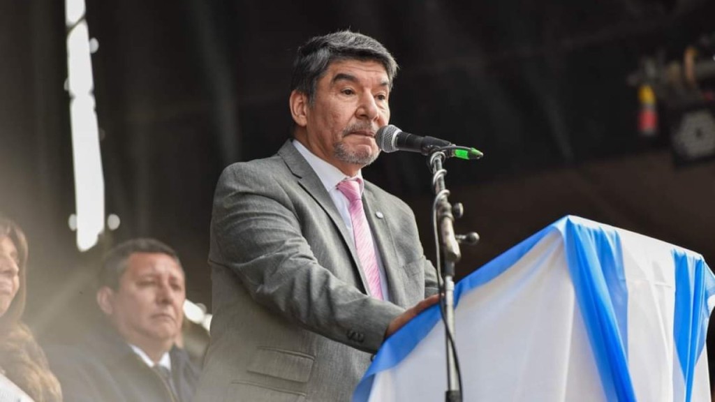 Miguel Acevedo descart&oacute; tratar el proyecto sobre redes sociales impulsado por Vargas Aignasse