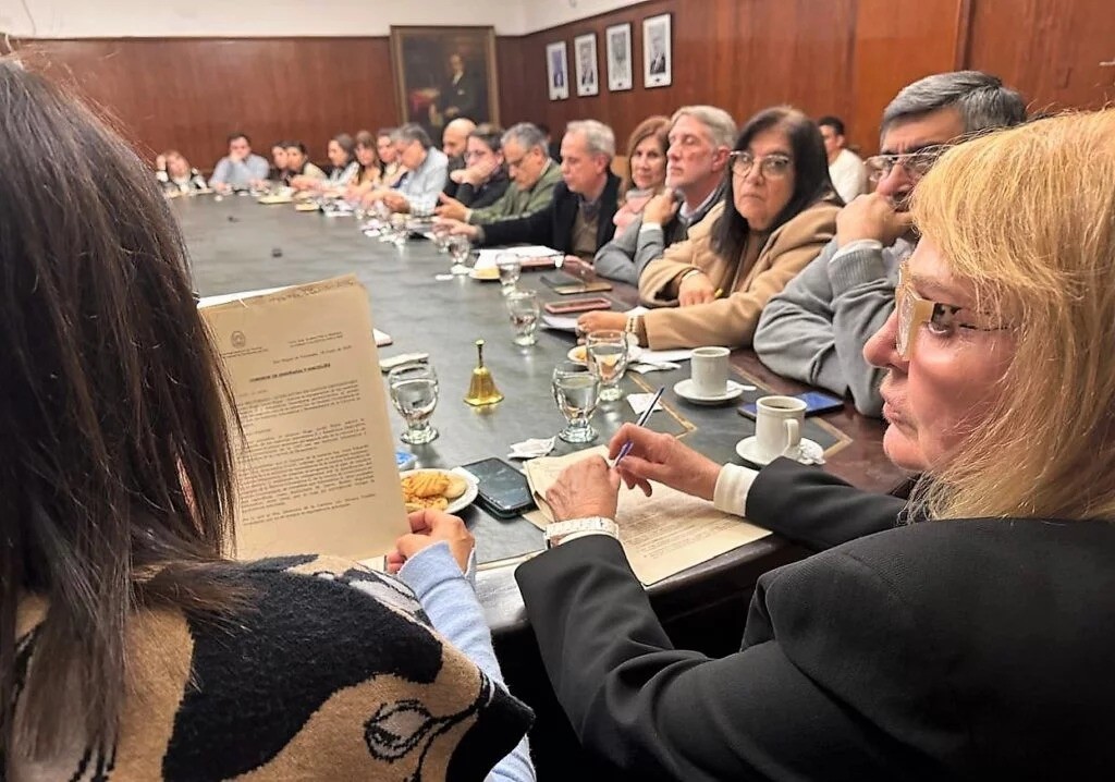 UNT: el Consejo Superior avanza en concursos y gesti&oacute;n con nuevas aprobaciones