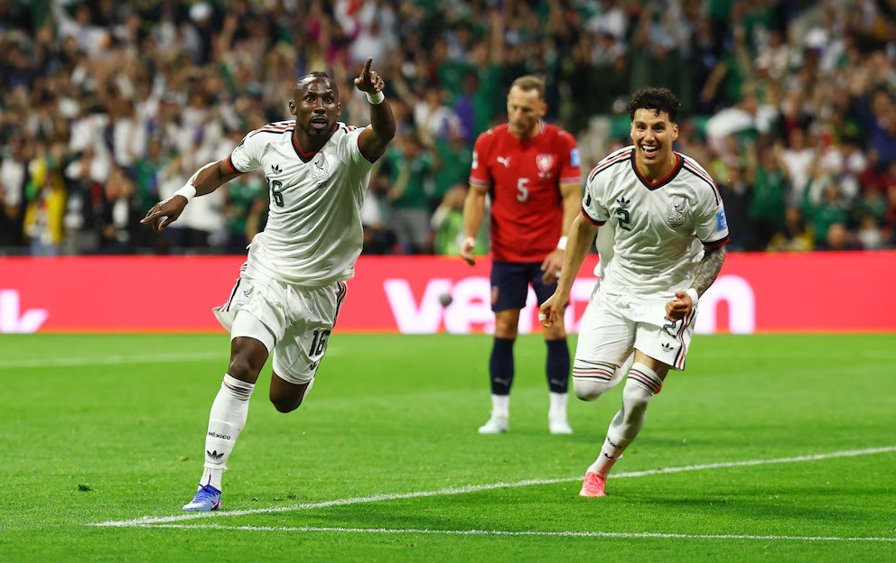 M&eacute;xico gan&oacute; el Grupo A con puntaje ideal y Sud&aacute;frica elimin&oacute; a Corea del Sur