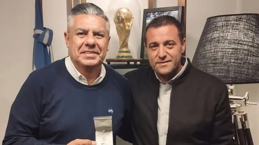 La Justicia confirm&oacute; los procesamientos de Chiqui Tapia y Pablo Toviggino por una megacausa de evasi&oacute;n en la AFA