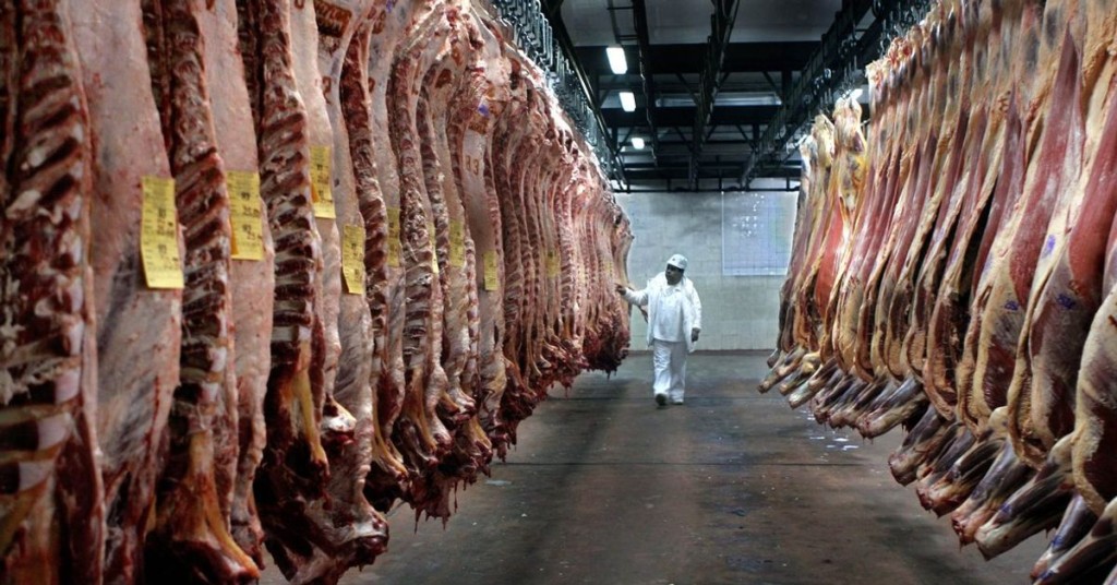 Las importaciones de carne marcaron un r&eacute;cord en mayo y reflejan el cambio en el consumo de los argentinos