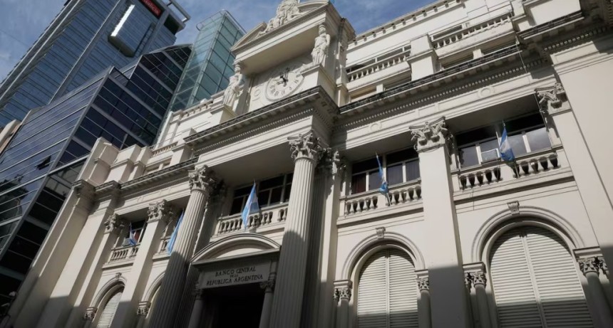 El BCRA ya compr&oacute; US$10.020 millones en 2026 y cumpli&oacute; la meta anual