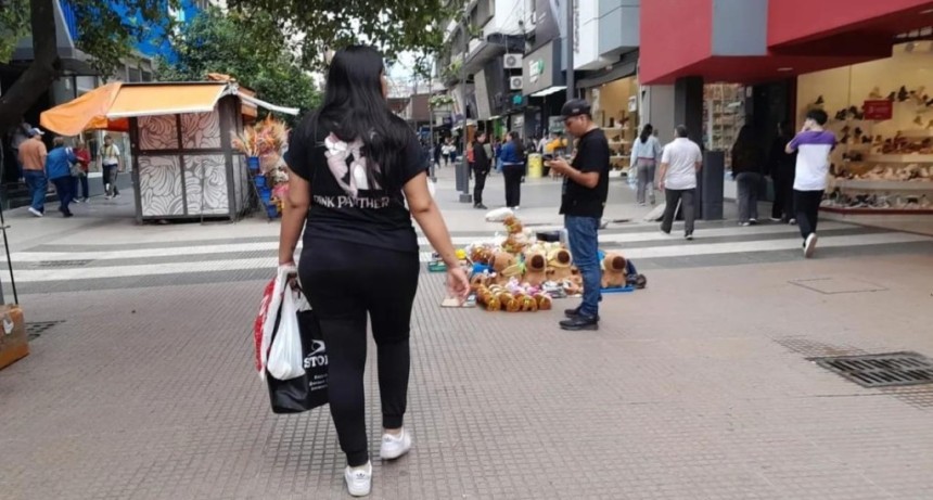 Fin de semana largo en Tucum&aacute;n: la C&aacute;mara de Comercio defini&oacute; horarios para el lunes 15 y s&aacute;bado 20 de junio
