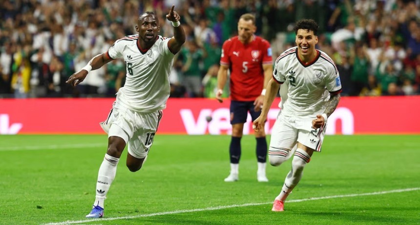 M&eacute;xico gan&oacute; el Grupo A con puntaje ideal y Sud&aacute;frica elimin&oacute; a Corea del Sur