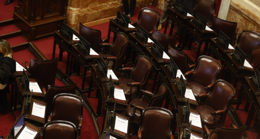 Interpelaci&oacute;n a Adorni: el oficialismo hizo caer la sesi&oacute;n en el Senado y evit&oacute; el debate