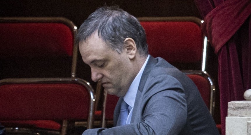 Manuel Adorni tiene los d&iacute;as contados en el Gobierno: el consenso que empuja su salida y el ascenso de Diego Santilli como posible reemplazante