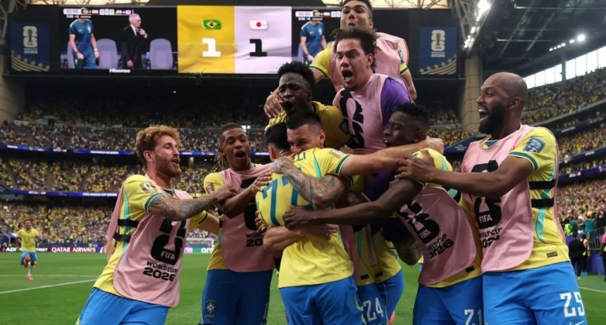 Mundial 2026: Brasil lo dio vuelta sobre el final ante Jap&oacute;n y avanz&oacute; a los octavos de final