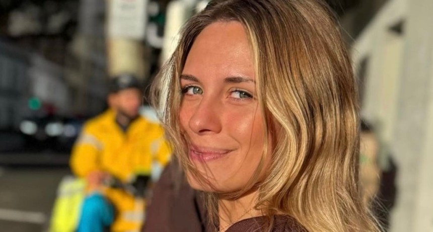De Tucum&aacute;n a Australia, sin escalas: Agostina Ferroni, la joven que colg&oacute; el t&iacute;tulo de Psicolog&iacute;a para sanar a trav&eacute;s de la poes&iacute;a
