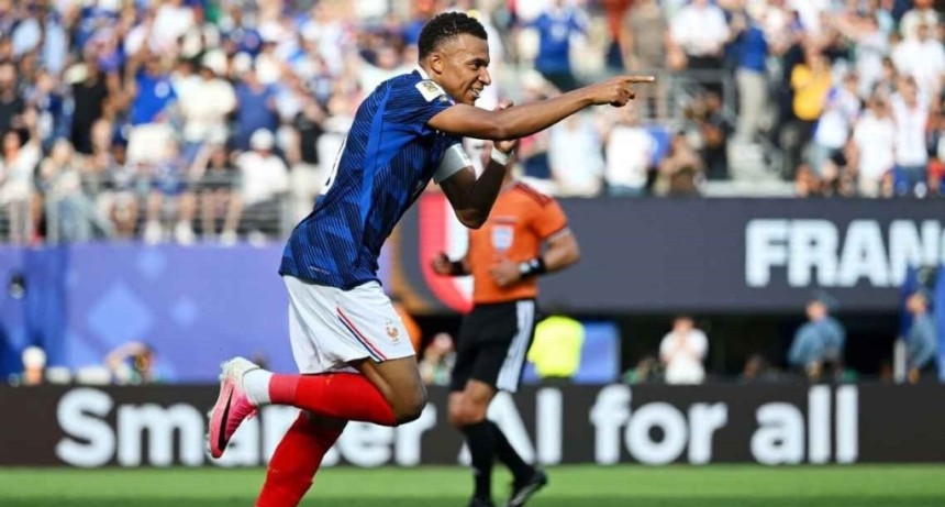Francia gole&oacute; a Suecia con un doblete de Mbapp&eacute; y jugar&aacute; ante Paraguay en octavos