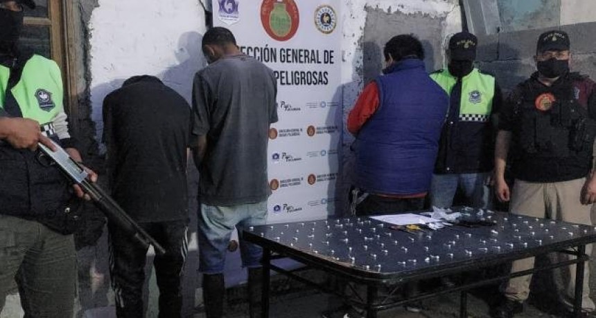 Desarticulan un “kiosco” de narcomenudeo: secuestran cocaína y hay aprehendidos
