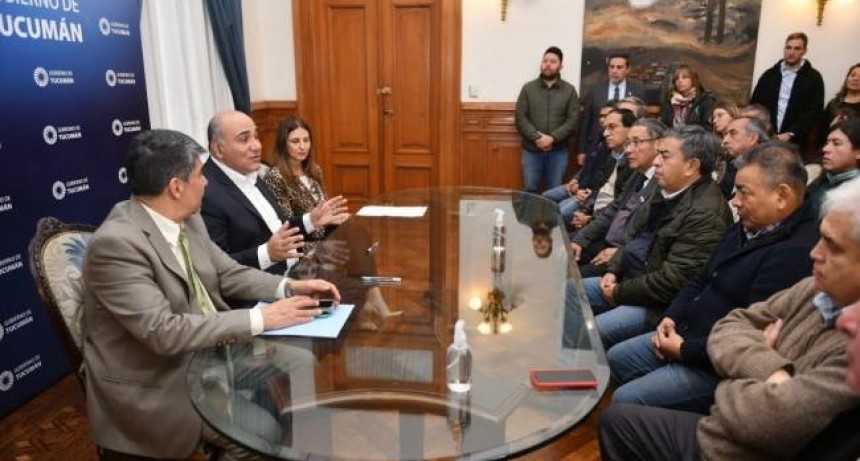 La Provincia anunció un bono de $20.000 para gremios estatales