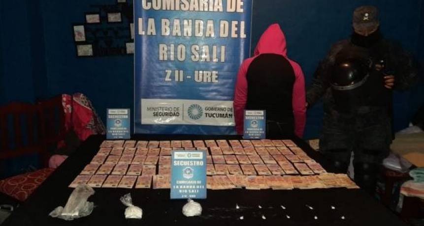 Allanan una casa por un robo y hallan 68 gramos de cocaína en San Cayetano