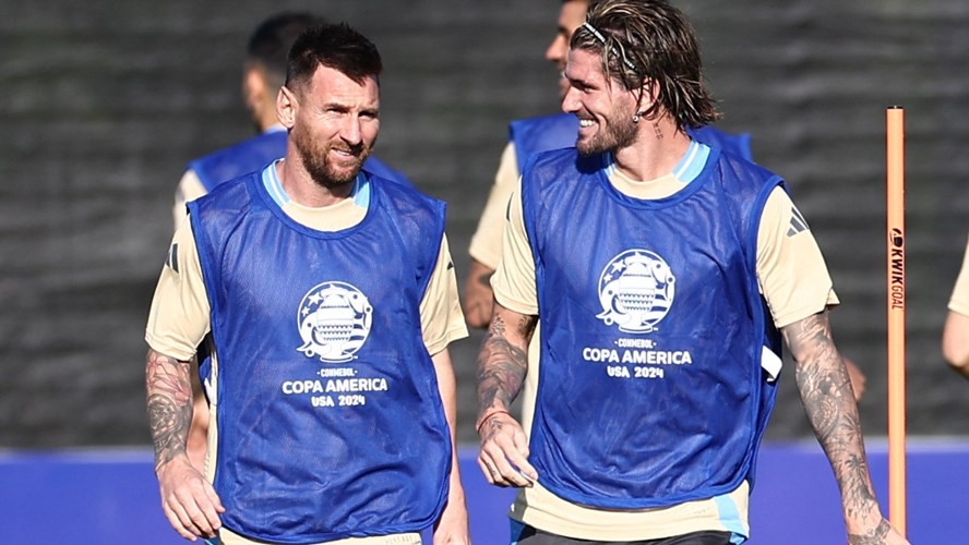 Messi volvió a los entrenamientos con la Selección