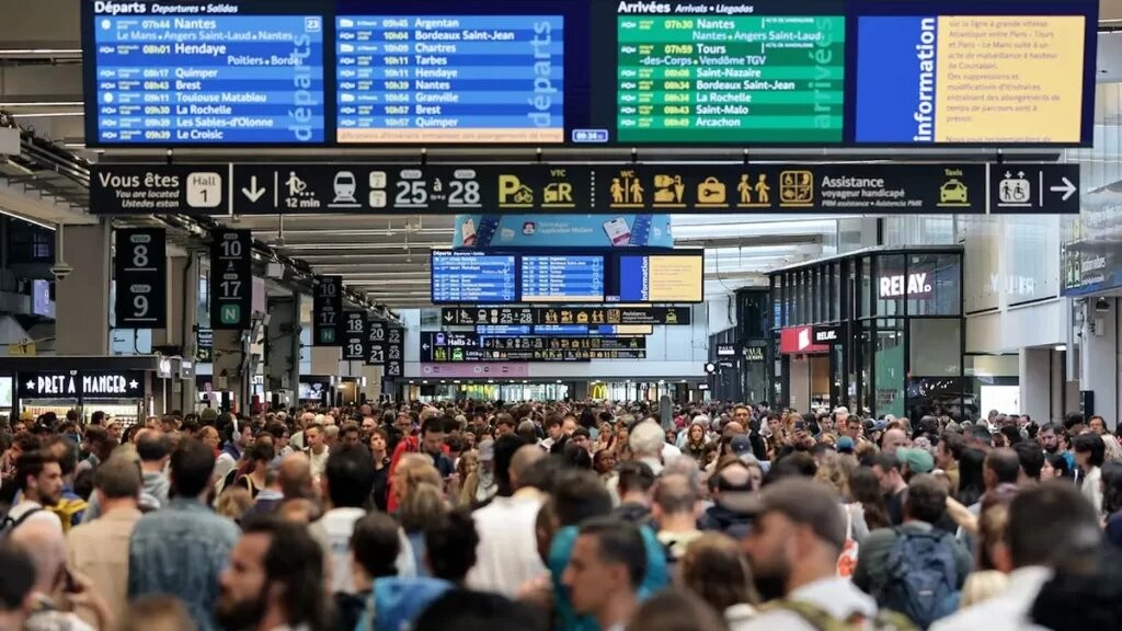 Francia: trenes cancelados y denuncia de sabotaje previo a la ceremonia de los Juegos Olímpicos