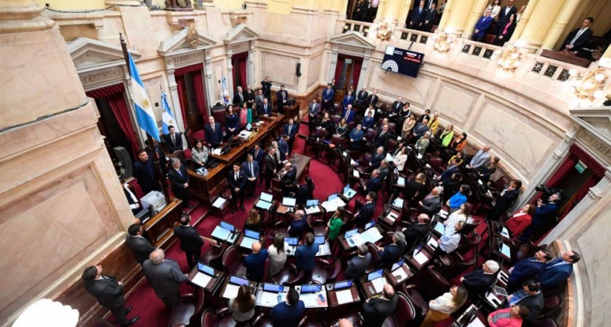 El Senado vuelve a sesionar: ascensos militares, diplomáticos y un proyecto que roza el caso Loan