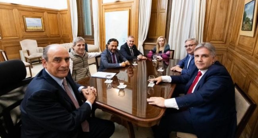 Jaldo se reunió con Francos, Karina Milei y Caputo