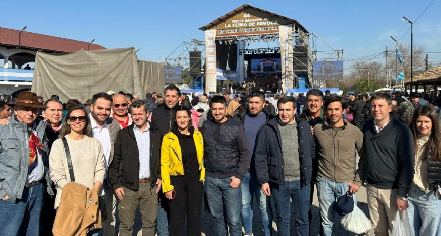 Dirigentes radicales recorrieron la Feria de Simoca con la premisa de escuchar a los vecinos