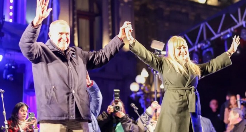 El gobernador Jaldo y la intendenta Chahla inauguraron la Gran Fiesta de la Independencia