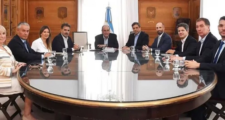 Francos recibió a diputados dialoguistas para analizar la agenda parlamentaria