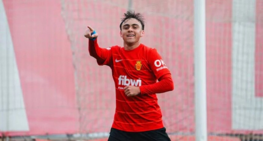¿Quién es Alex Woiski, el “nuevo Garnacho”?