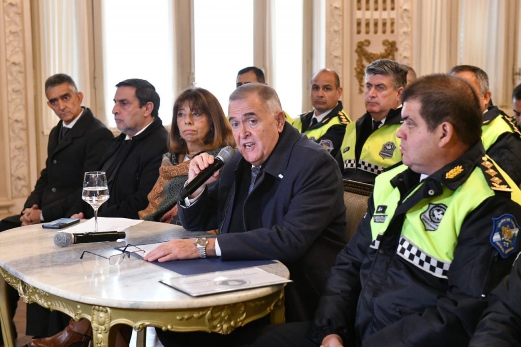 Jaldo defiende suspensión de clases por ola polar