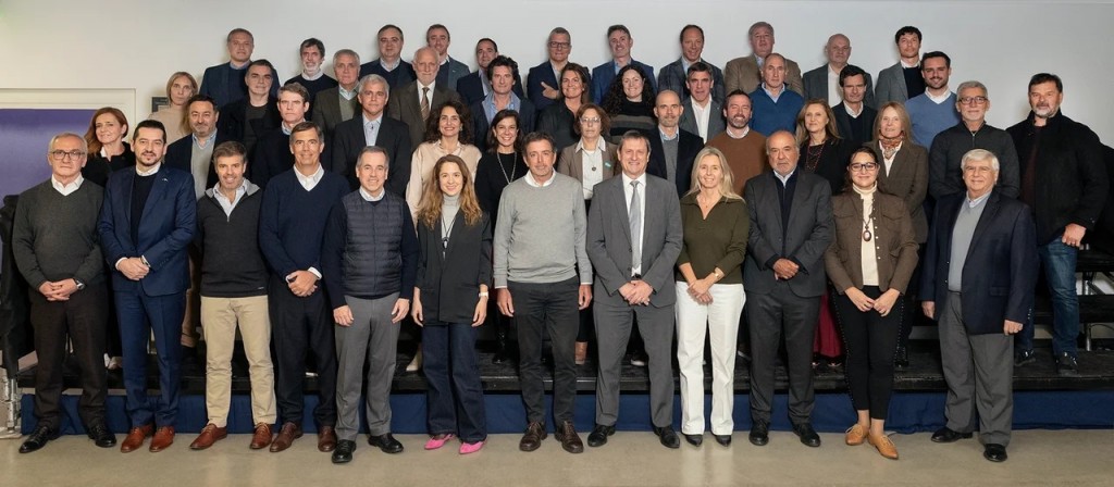 Empresarios buscan relanzar la competitividad argentina