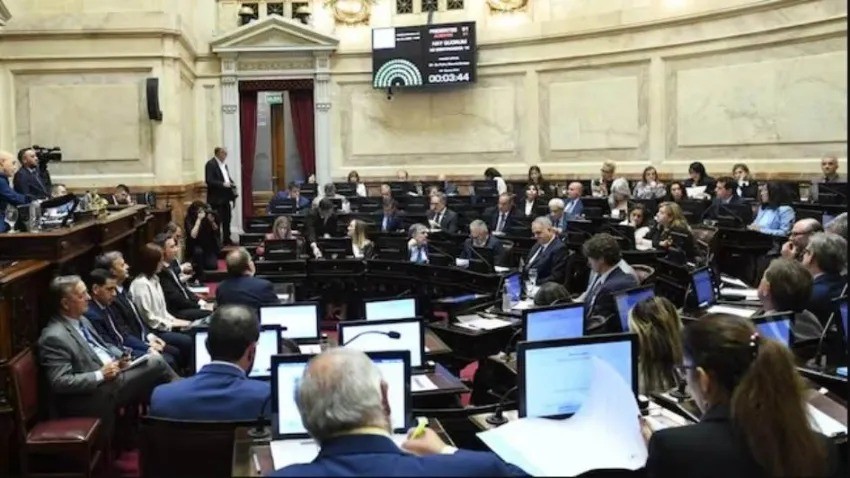 Choque en el Senado por proyectos de jubilaciones y coparticipación