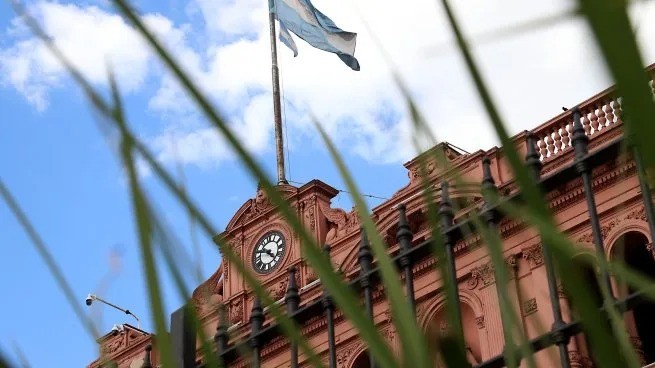 Gobierno cierra tres fondos fiduciarios por irregularidades