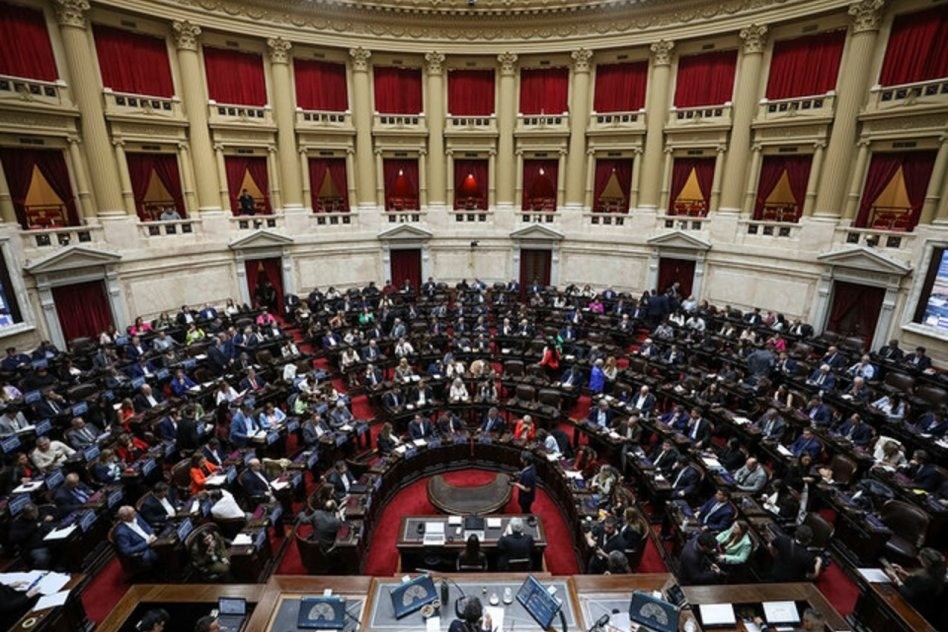 Crisis política: oposición apura sesión tras triunfo en el Senado