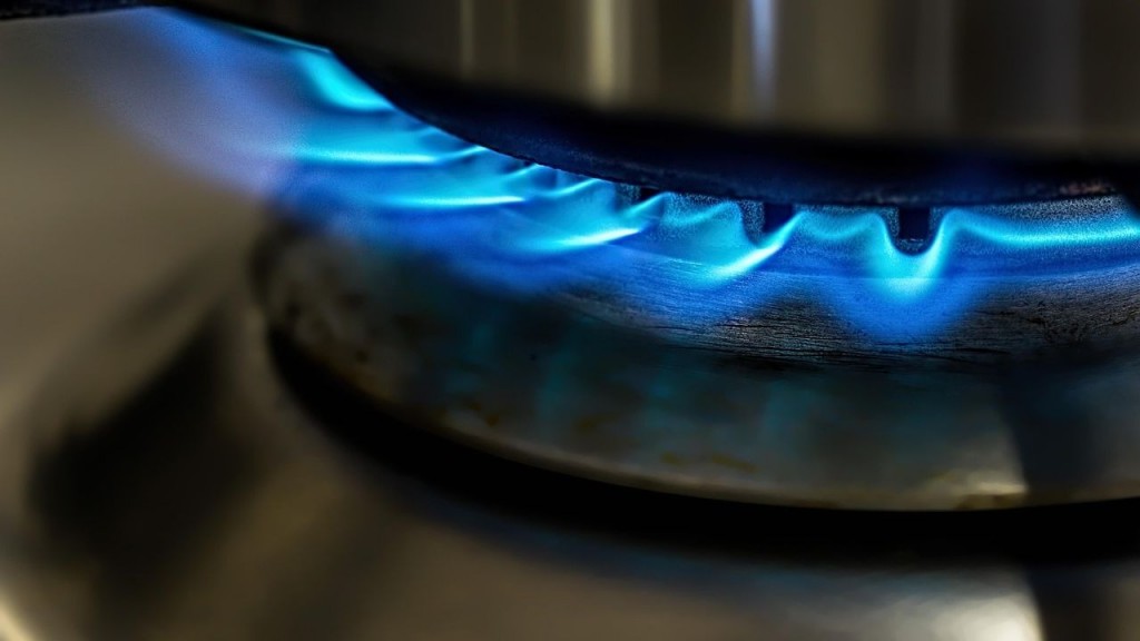 El Gobierno amplía subsidios de luz para hogares sin gas en zonas frías