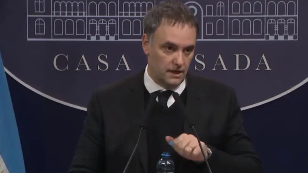 AySA pasará a manos privadas en un 90%