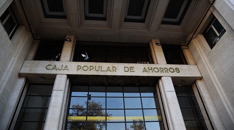La Caja Popular reforma licencias por estudio tras detectar abusos