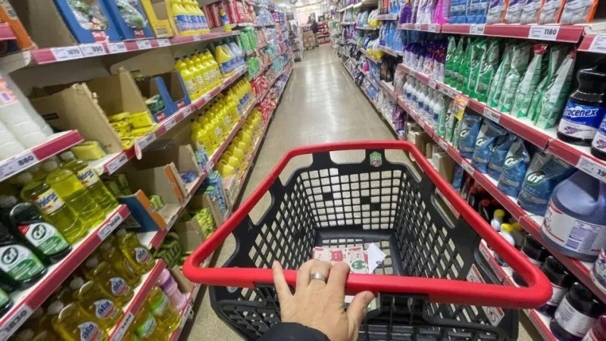 Argentina baja al 6° lugar en el ranking mundial de inflación