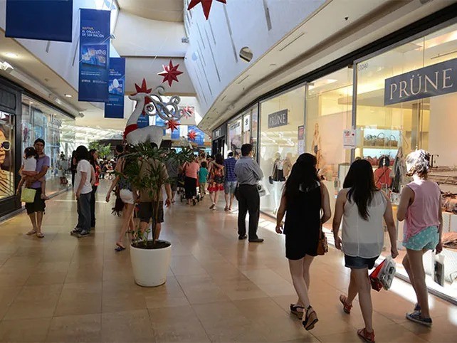 Consumo en mayo: shoppings lideran con alza del 45%